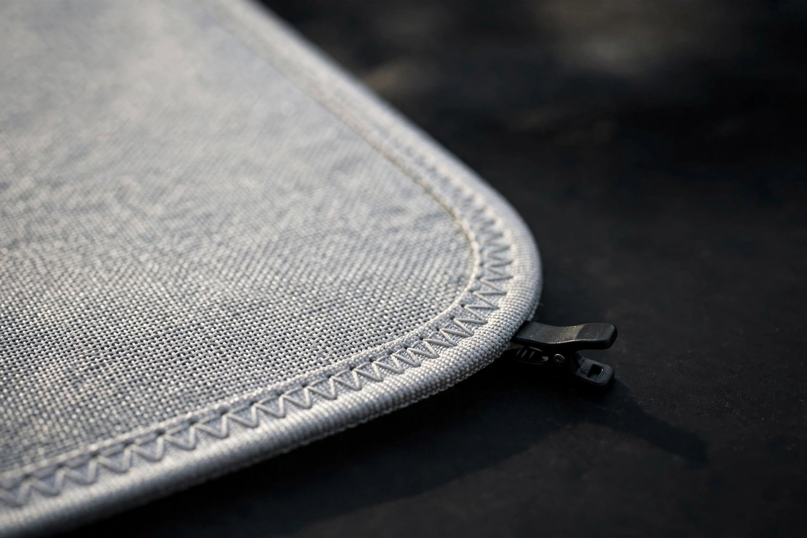 Glass Roof Sunshade for Tesla Model Y & Model 3 - Clip-In Mesh Sun Shade - 图片 3